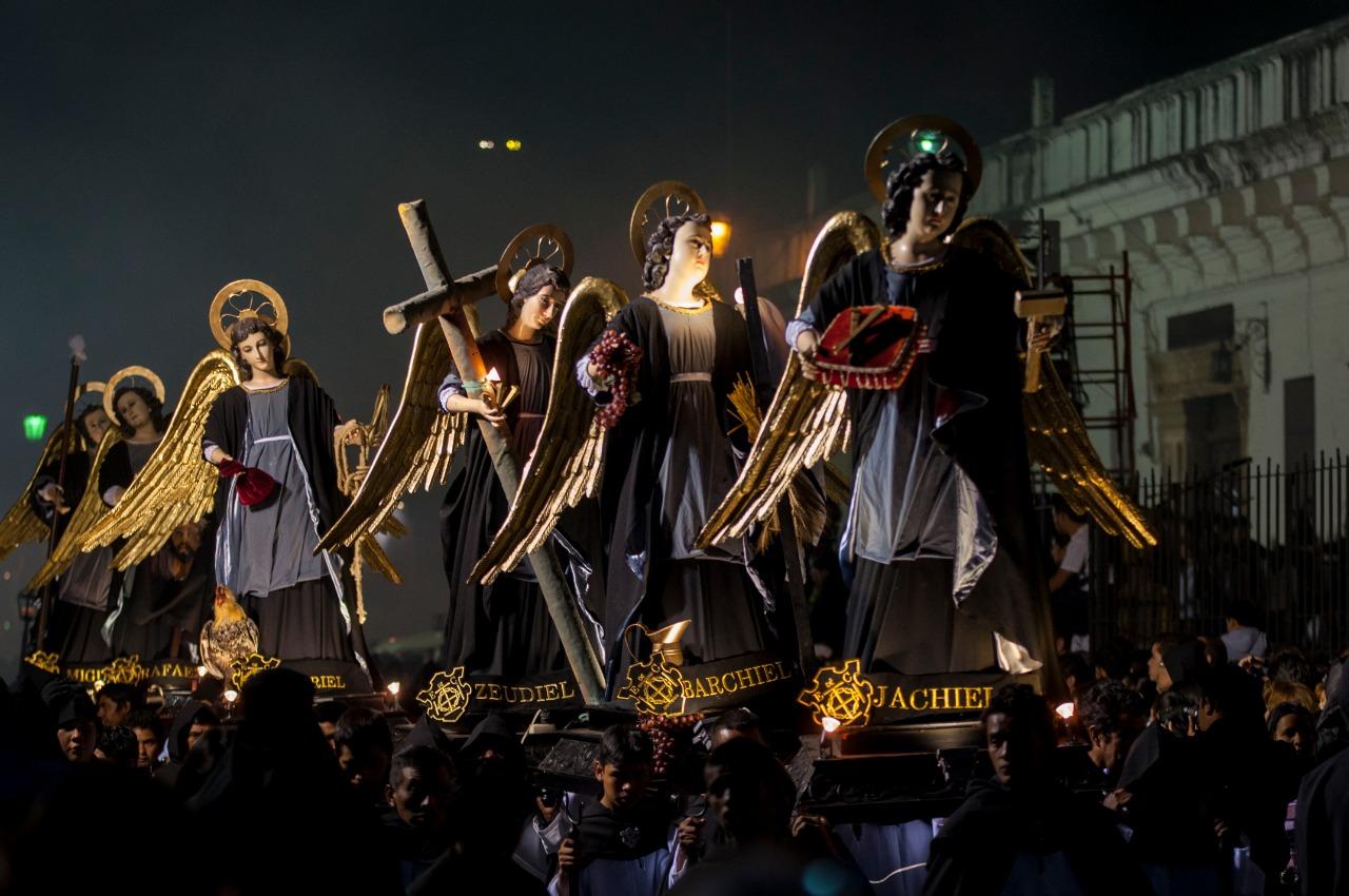 Ya Viene la Procesion